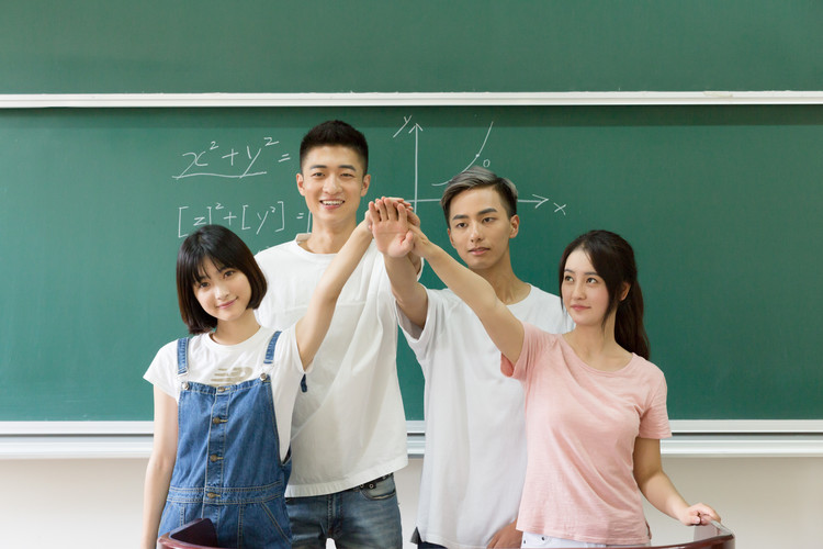 国家对职业技术学校