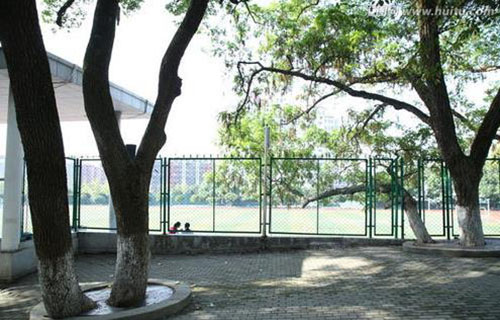 四川省冶金地质技工学校