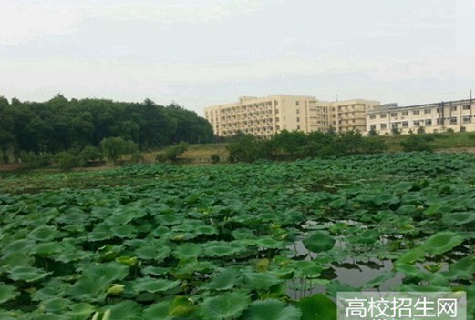 四川省江安县职业技术学校